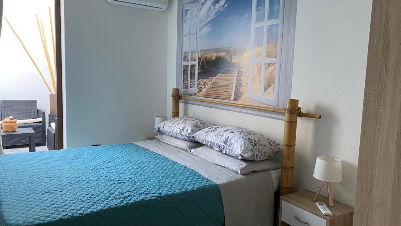 Apartamento La Casa Di Stefania Porto Pino Exterior foto